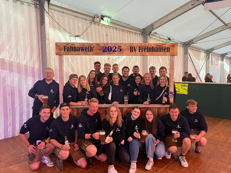 Fahnaweih_Band_begutachten